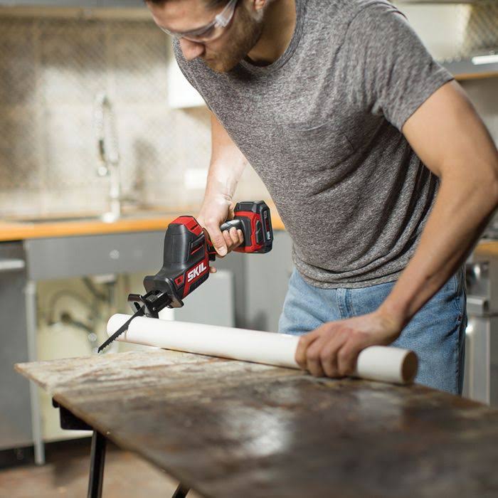 Skil PWRCore 12 12V Cordless Brushless Reciprocating Saw Kit with Battery & Charger Z658