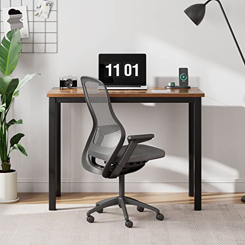 31 Inch Small Computer Desk with Black Metal Frame X86162