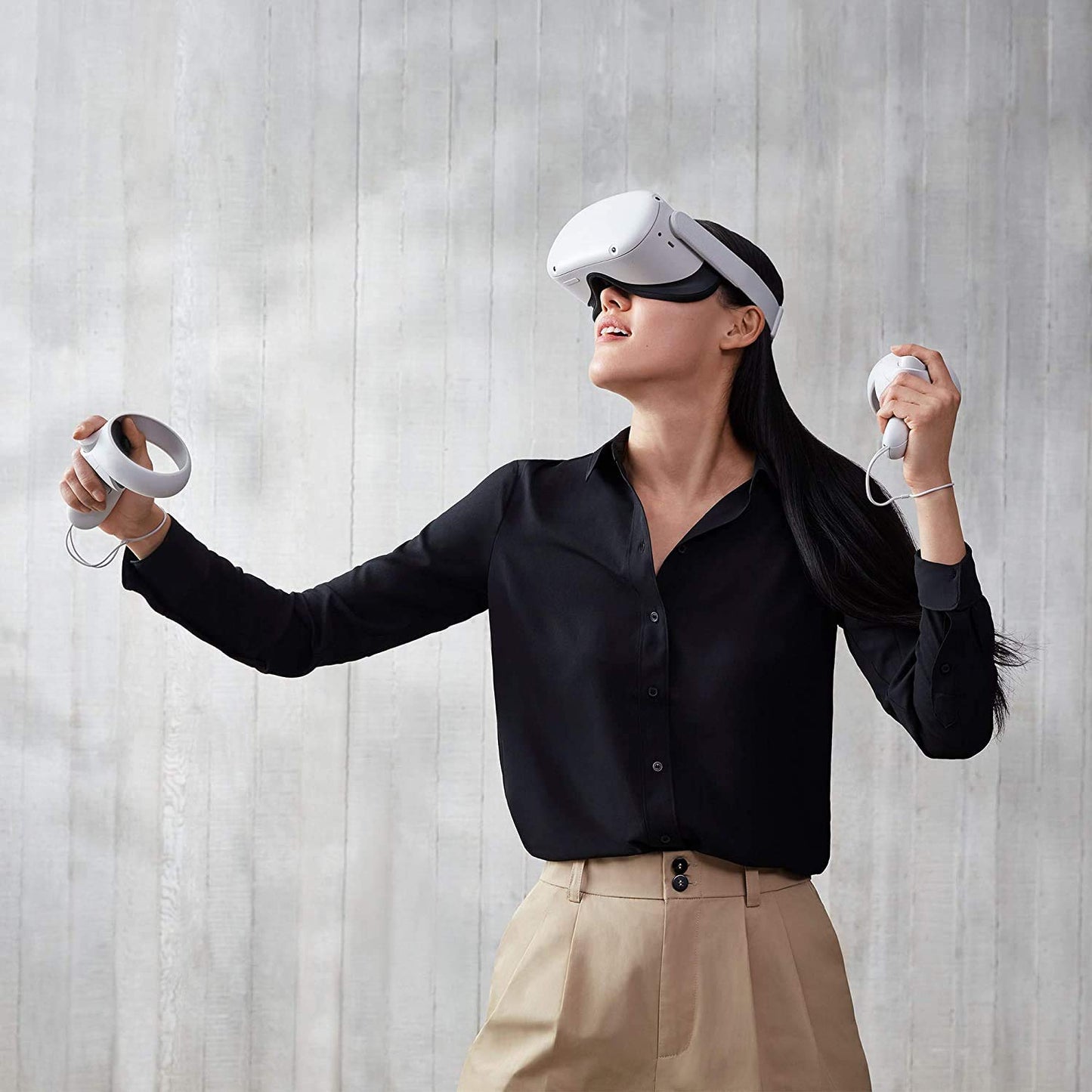 Oculus Quest 2 All-in-One VR Headset 64 GB O235