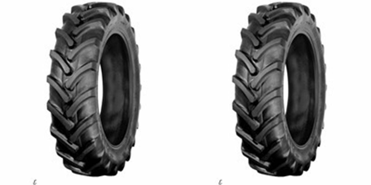 Set of Two 7-16 Farm Tractor Lug R-1 Tires with Tubes E97143