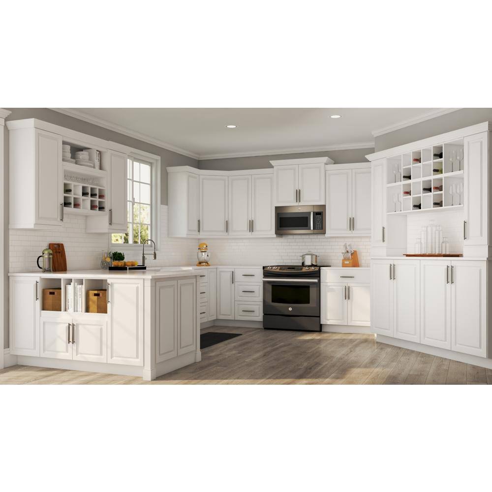 Hampton Bay Base Cabinet 9x34.5x24 in Satin White B5986
