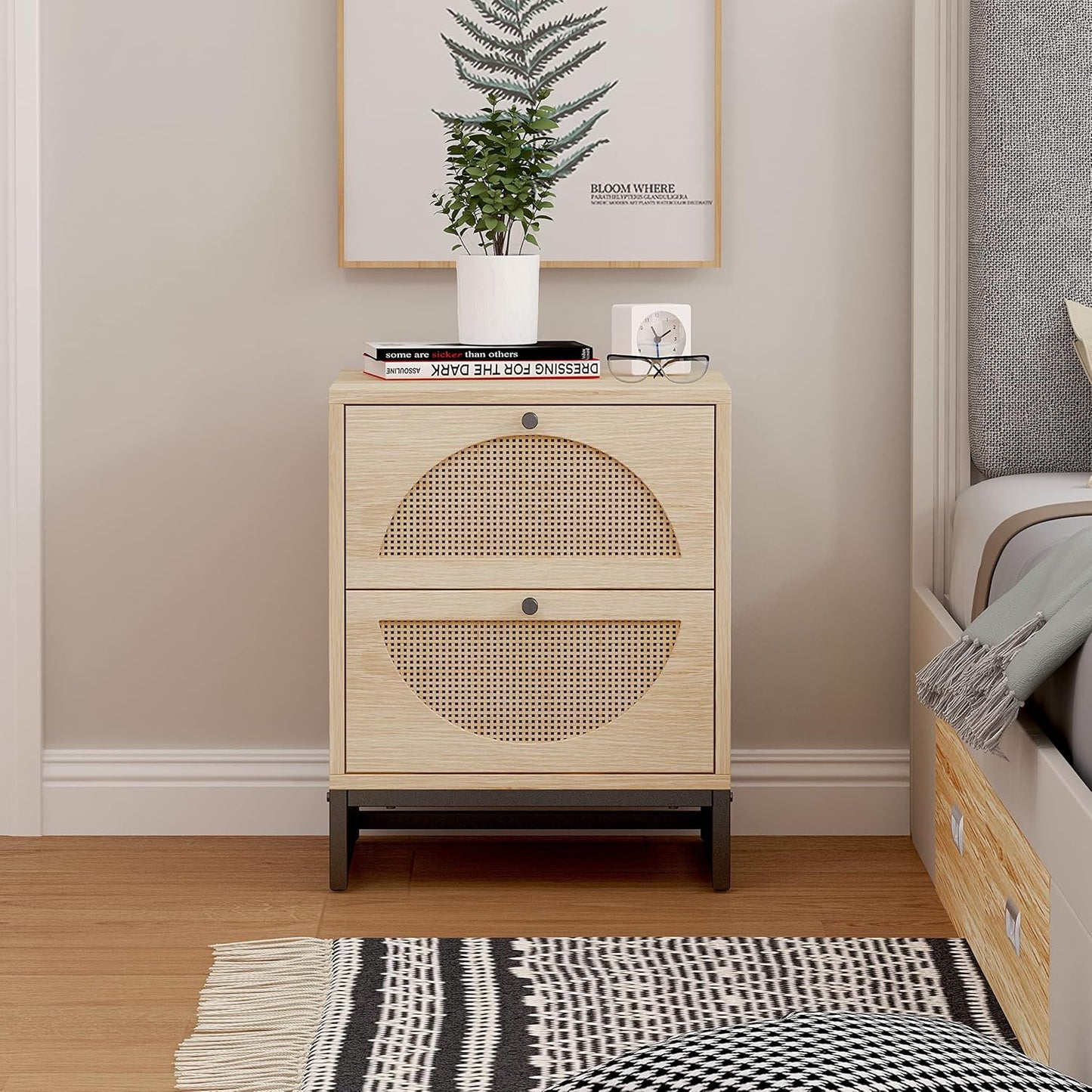 Modern Natural Nightstand with 2 Drawers Rattan Side Table Q405