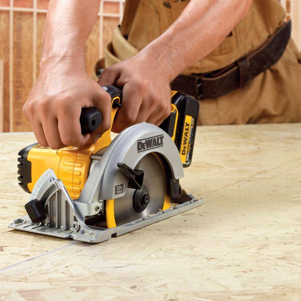 DeWalt DCS391B 20V Max 6-1/2-in Cordless Circular Saw R166616