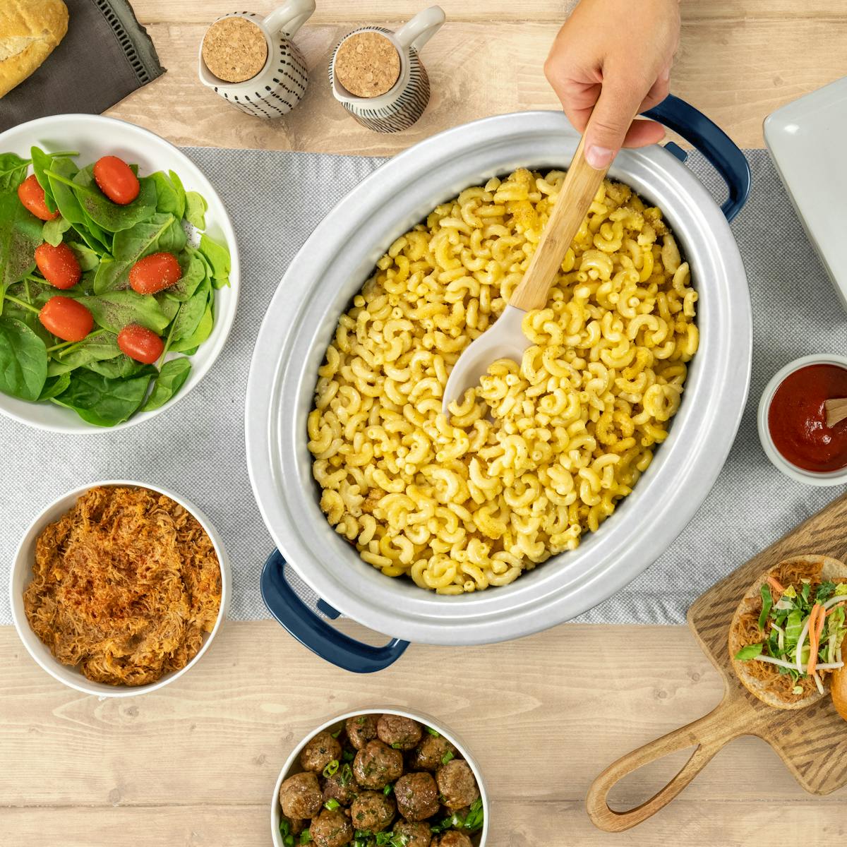 Crock-Pot Design Series 7-Quart Cook & Carry Slow Cooker, Poseidon | Programmable Slow Cooker with Locking Lid — Product Details | Product Guide 3h