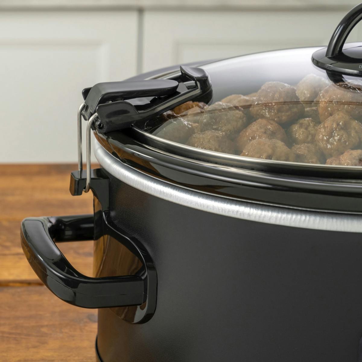 Crock-Pot One-Touch Control 6-Quart Cook & Carry Slow Cooker, Matte Black — Product Information — Item Information oR